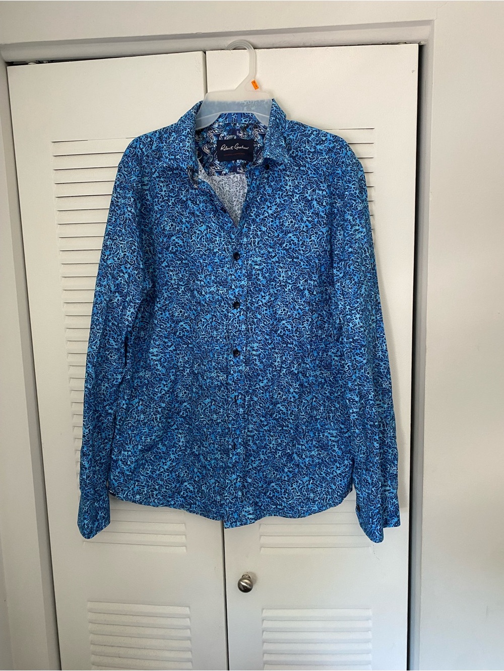 Robert Graham Men’s Blue Patterned tailored fit Button-Up Shirt